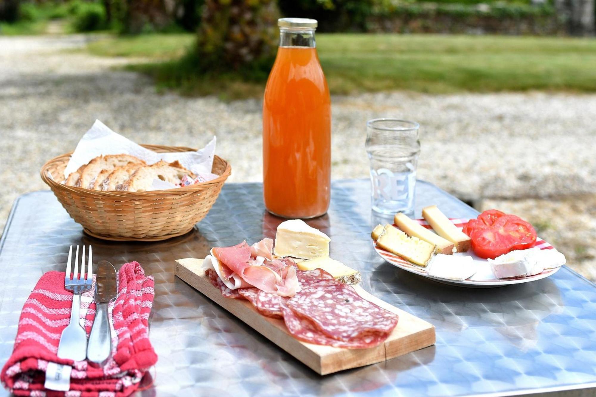 Domaine de launay blot, Proche MER Baguer-Morvan Extérieur photo